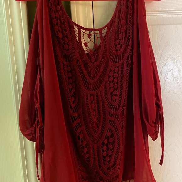 Burgundy lace up T - Picture 3 of 5